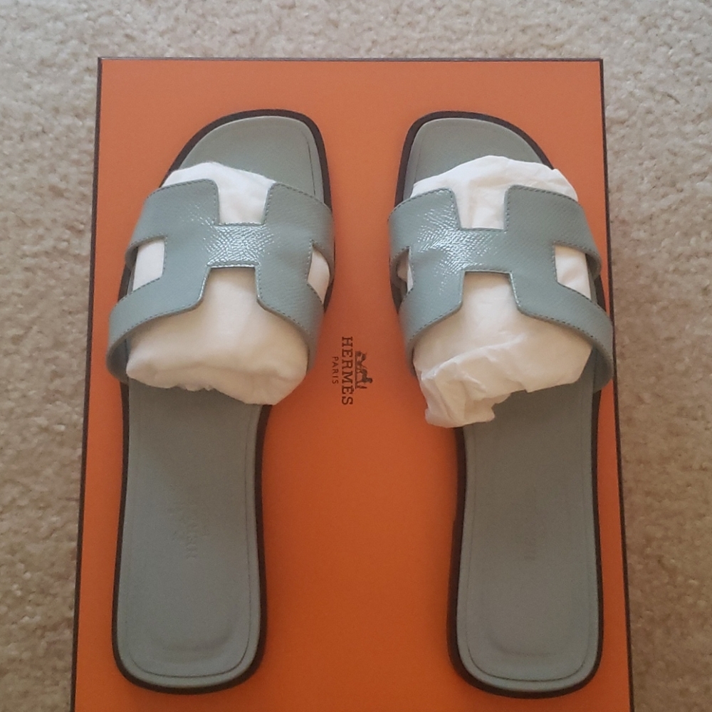 HERMES Oran Sky Bleu Sandals